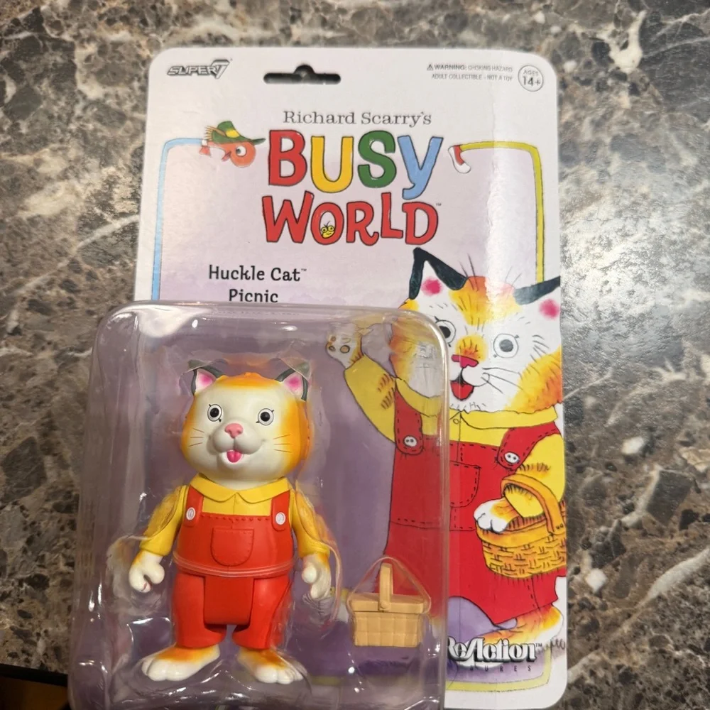 Richard Scarry's Busy World Huckle Cat Picnic Figure - Orange